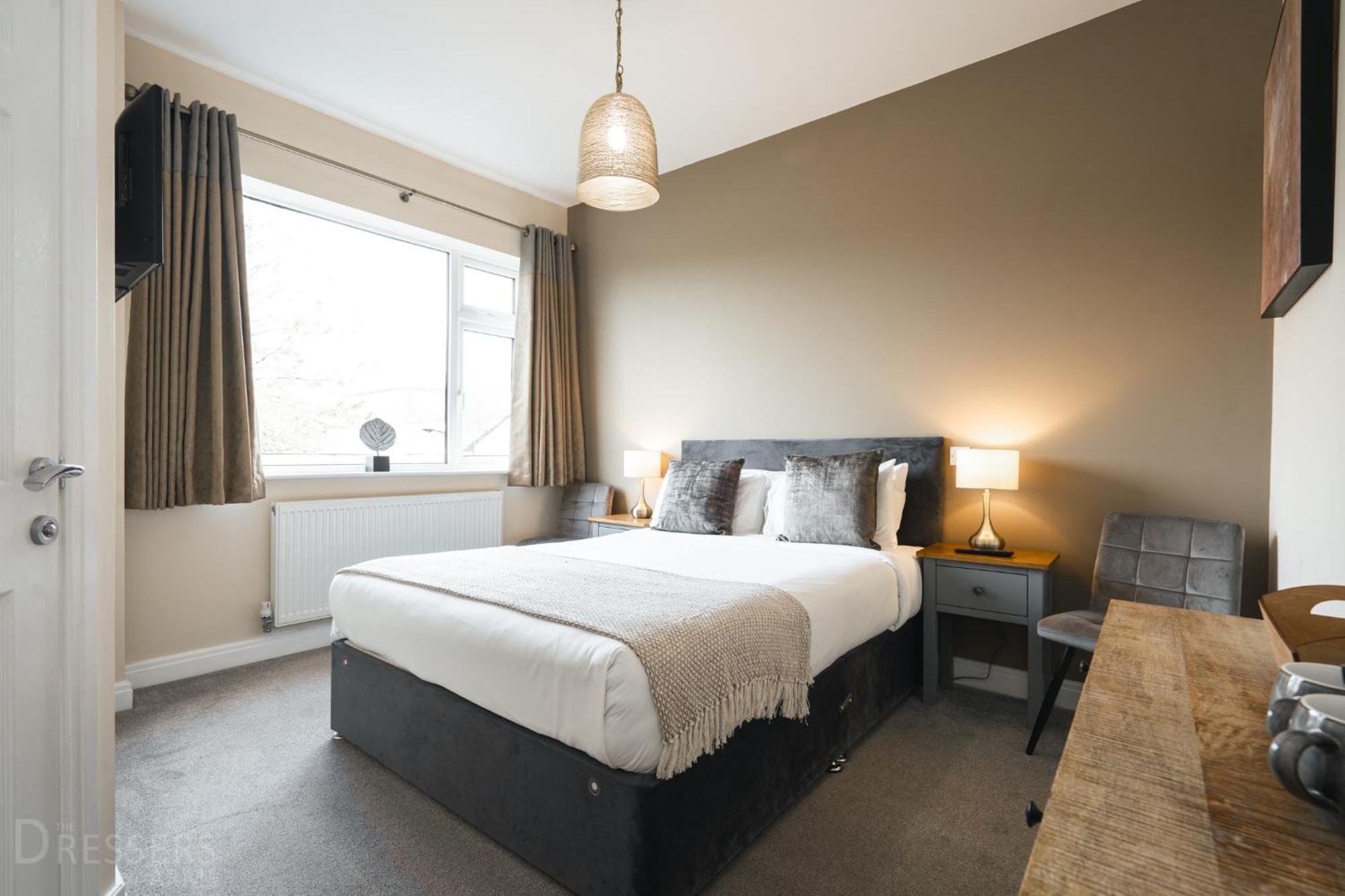 Rooms At The Dressers Arms Чорлі Екстер'єр фото